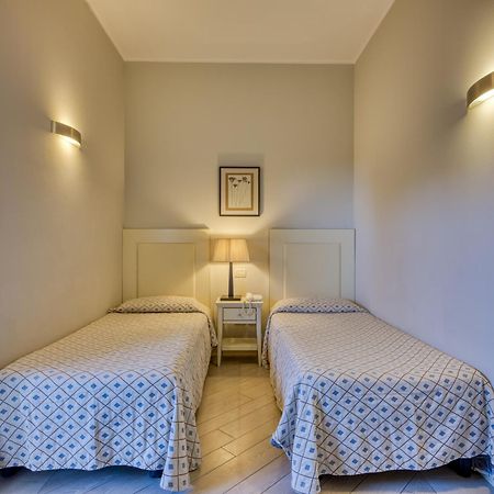 Parc Hotel Germano Suites&Apartments Bardolino Esterno foto