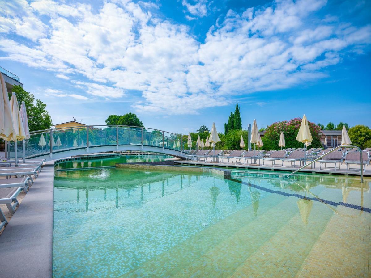 Parc Hotel Germano Suites&Apartments Bardolino Esterno foto