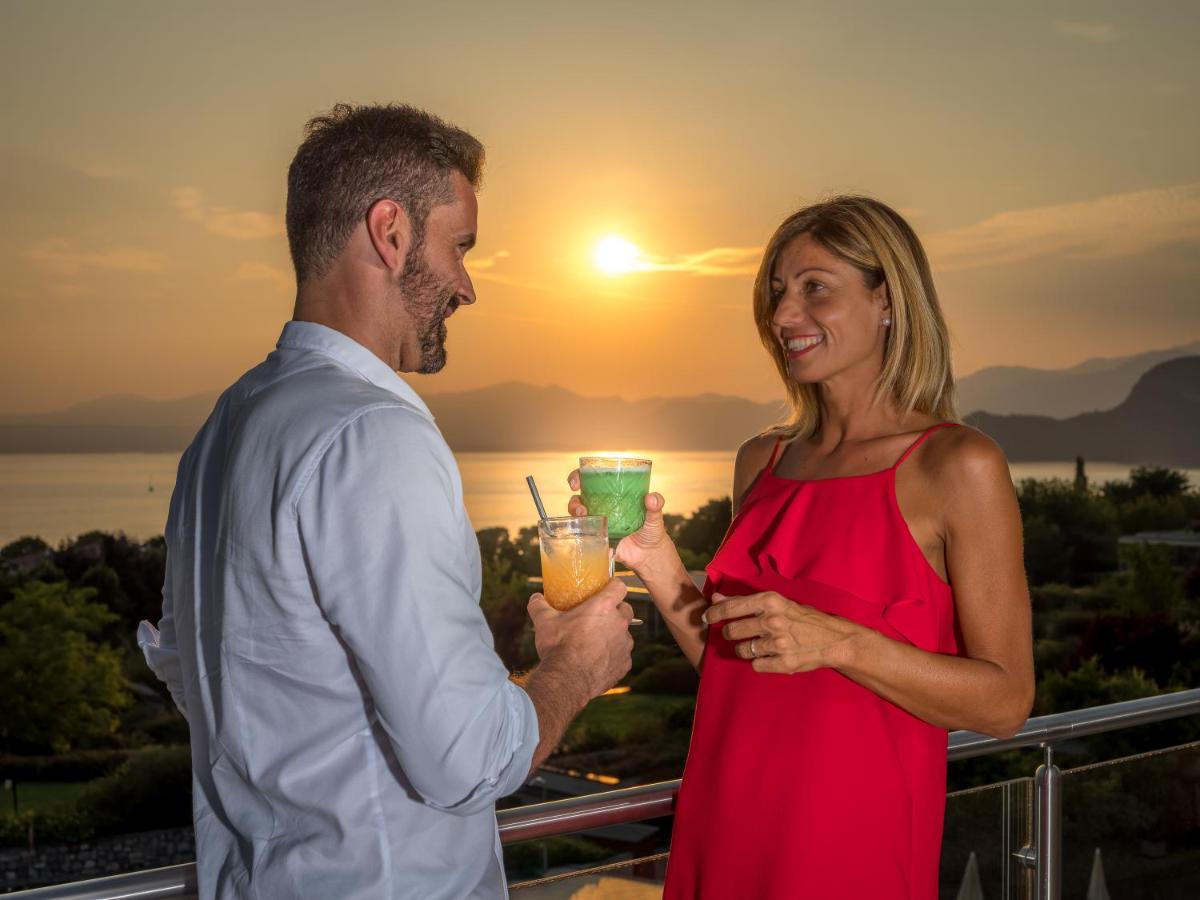 Parc Hotel Germano Suites&Apartments Bardolino Esterno foto