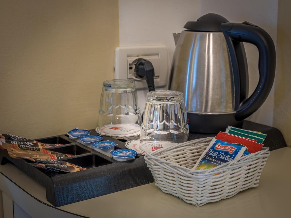 Parc Hotel Germano Suites&Apartments Bardolino Esterno foto