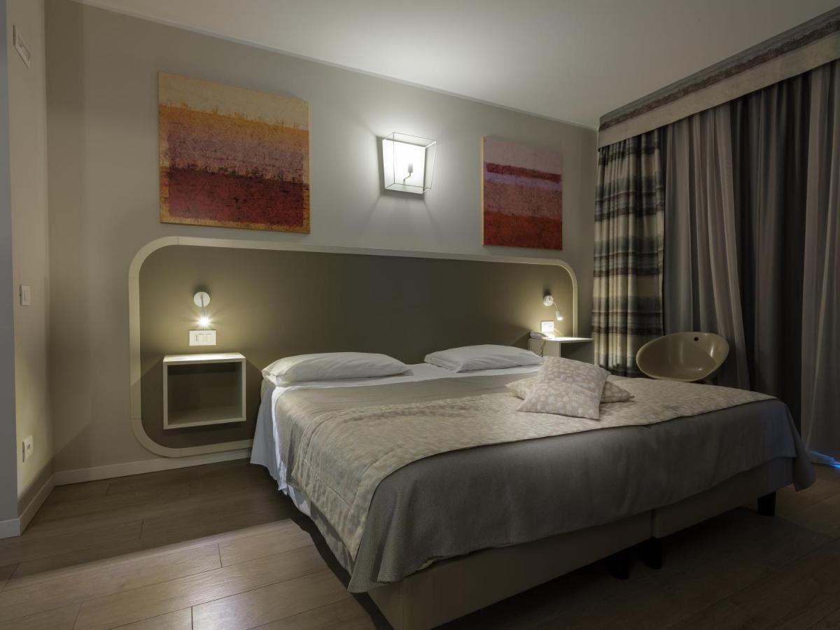Parc Hotel Germano Suites&Apartments Bardolino Esterno foto