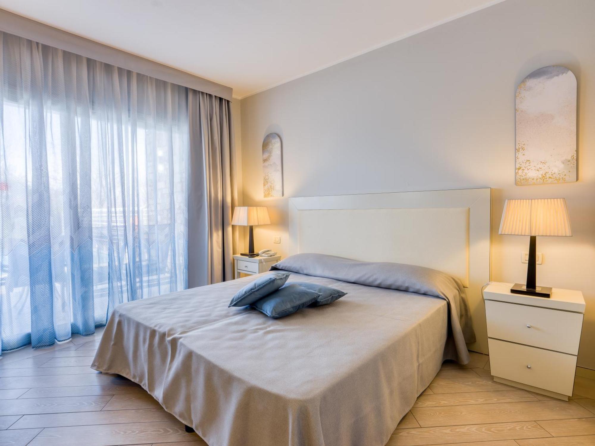 Parc Hotel Germano Suites&Apartments Bardolino Esterno foto