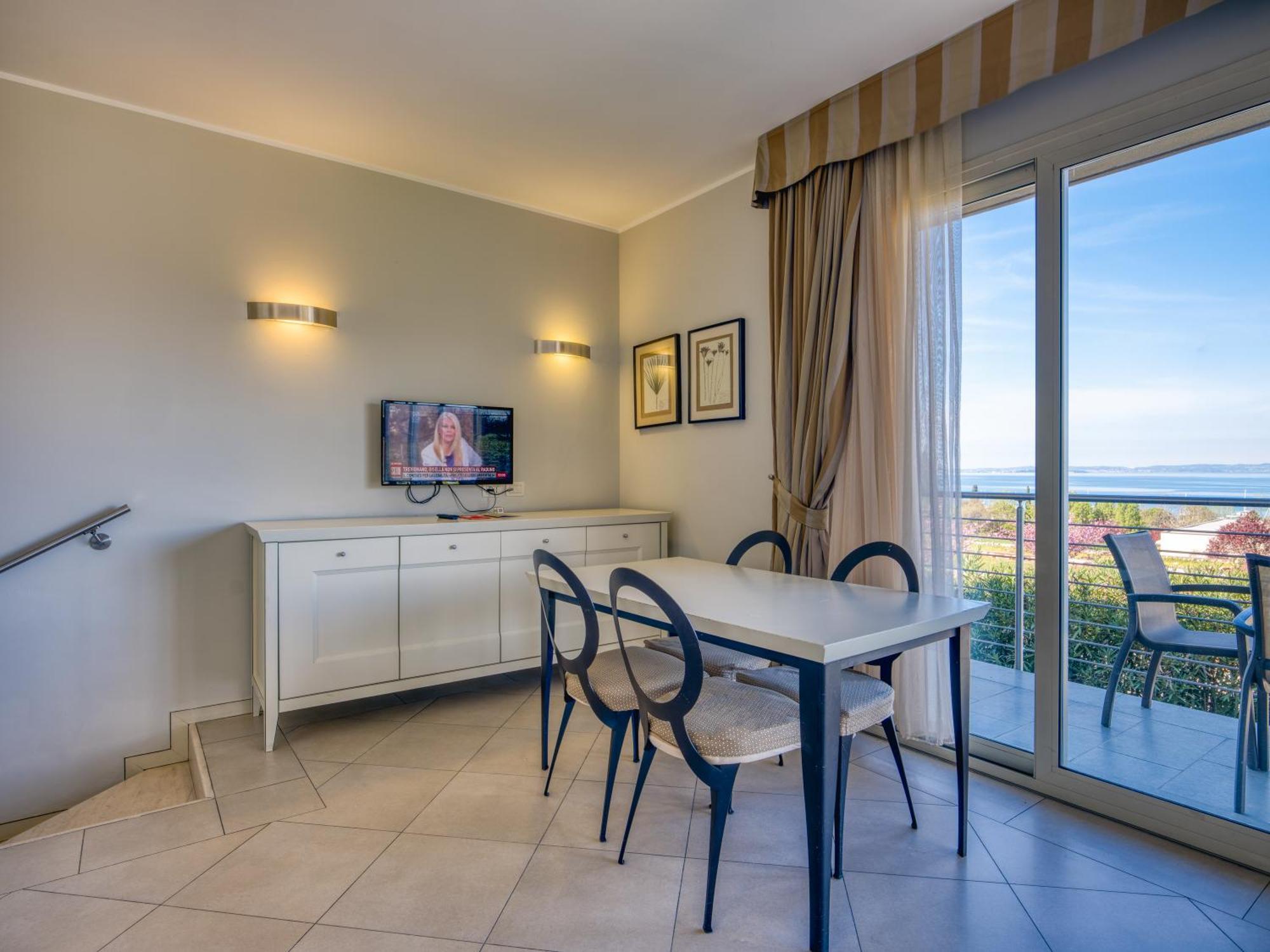 Parc Hotel Germano Suites&Apartments Bardolino Esterno foto