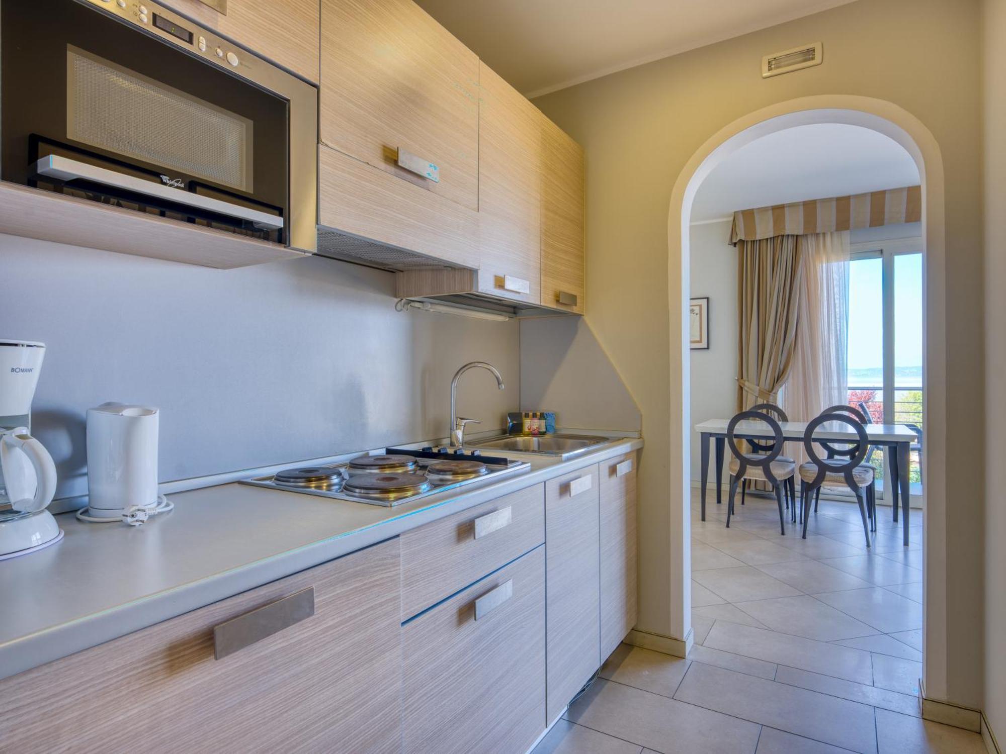 Parc Hotel Germano Suites&Apartments Bardolino Esterno foto