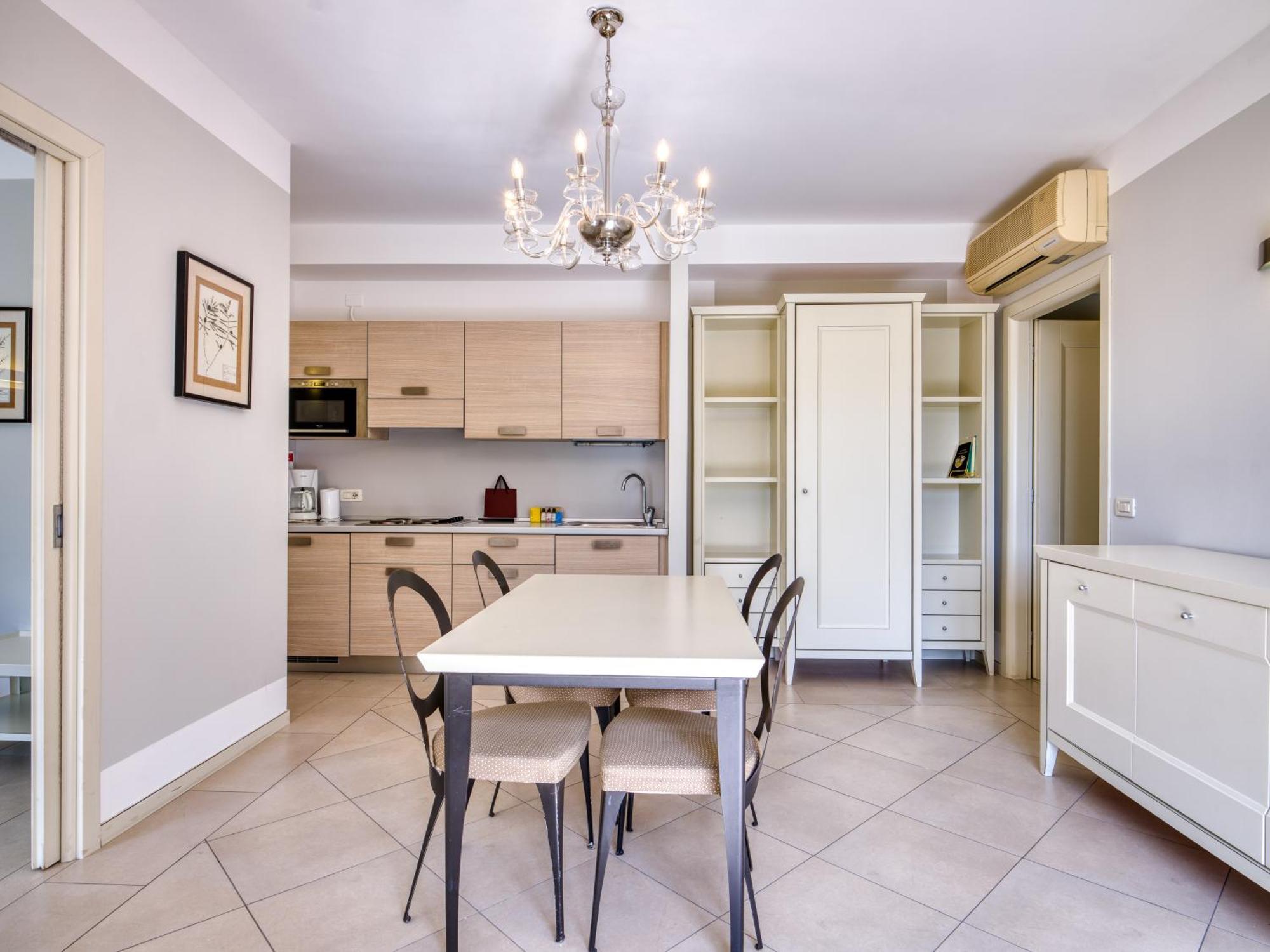 Parc Hotel Germano Suites&Apartments Bardolino Esterno foto