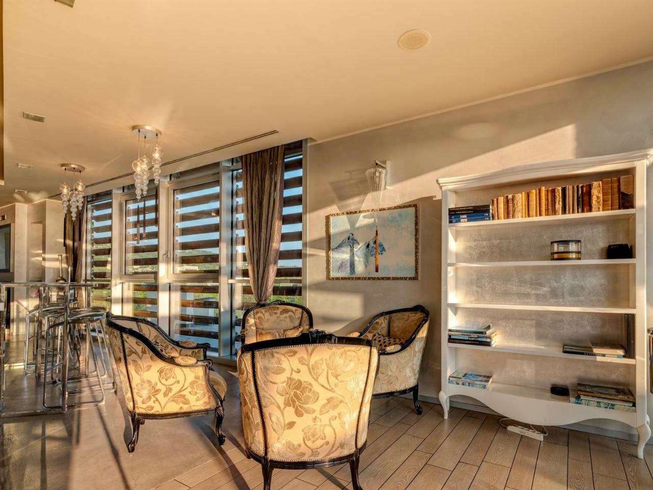 Parc Hotel Germano Suites&Apartments Bardolino Esterno foto